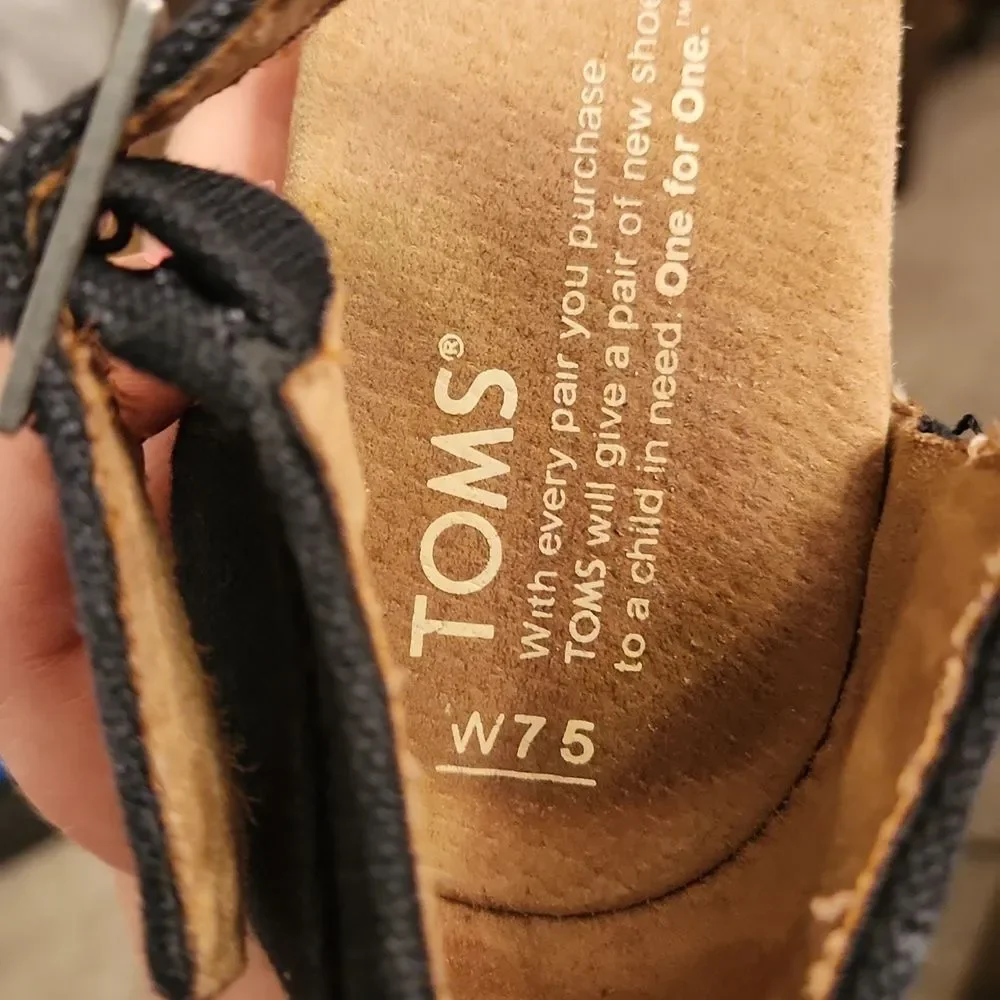 Toms Black & Tan Woven Espadrille Wedge Heels w/ Ankle Straps Size 7.5